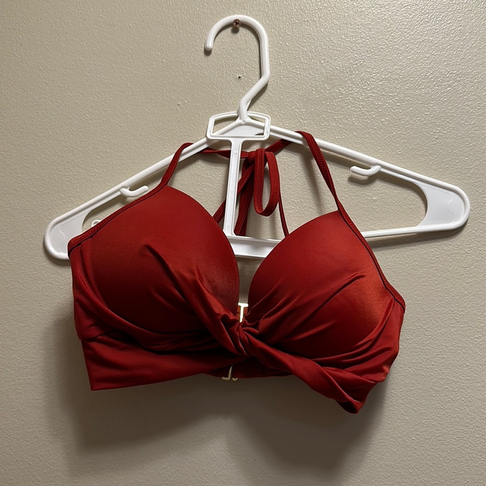 Target bikini top Size 34C 🟠burgundy